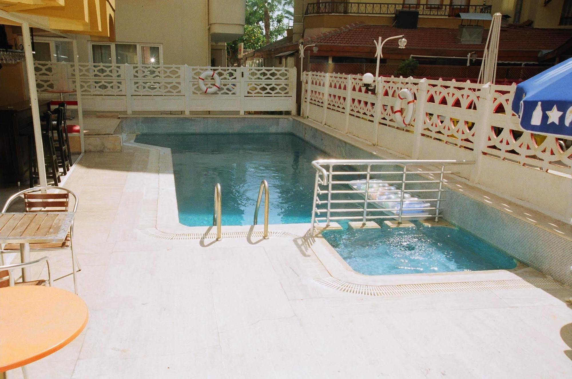 Kleopatra Develi Hotel Alanya Exterior photo